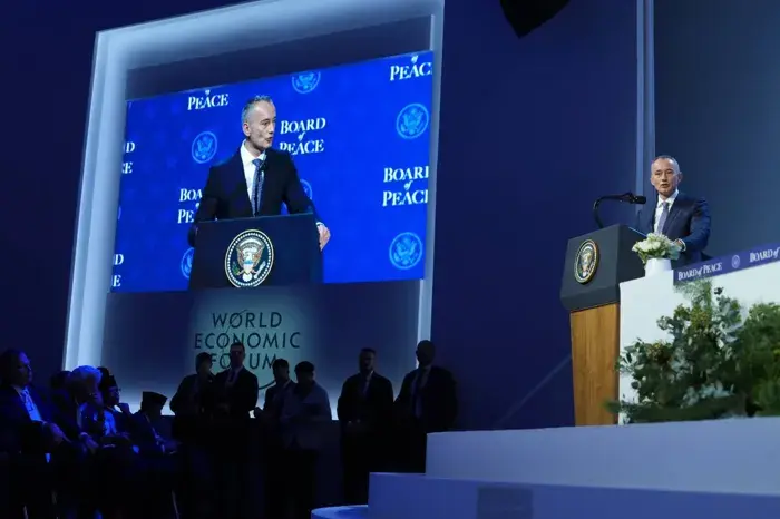 ملادينوف: مصر الطرف الأكثر قدرة على صياغة مستقبل غزة