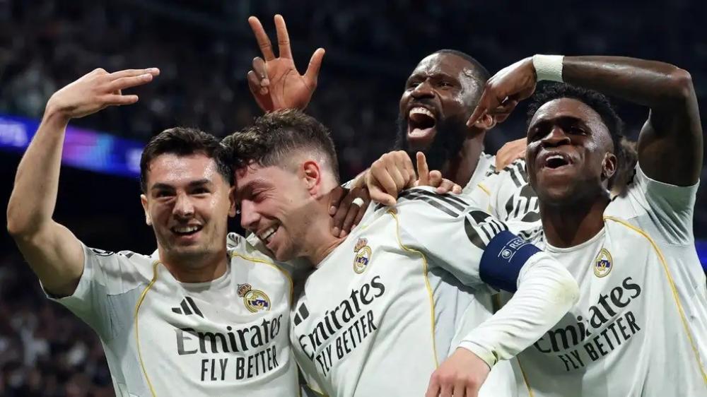 فالفيردي يضع الريال على أعتاب ربع نهائي الأبطال