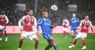 أولمبيك مارسيليا يسقط بثنائية أمام بريست في الدوري الفرنسي