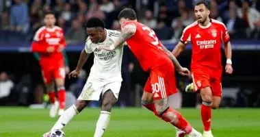 ريال مدريد يهزم بنفيكا بثنائية ويعبر لثمن نهائي دوري أبطال أوروبا.