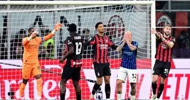 ميلان يحسم الديربي ضد الإنتر بهدف ويشعل قمة الدوري الإيطالي..