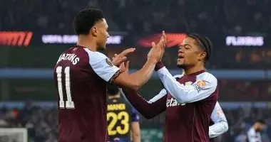 أستون فيلا وريال بيتيس يتأهلان لربع نهائي الدوري الأوروبي