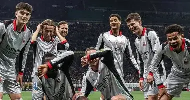 ميلان يخطف تورينو 3-2 ويستعيد وصافة ترتيب الدوري الإيطالي..