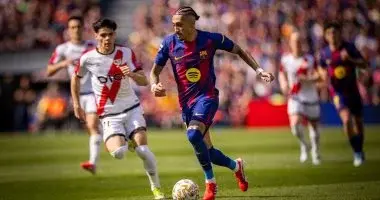برشلونة ضد رايو فاليكانو.. البارسا يبتعد بصدارة الدوري الإسبانى