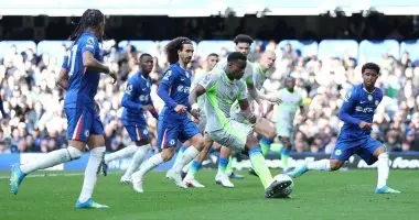 مانشستر سيتي يكتسح تشيلسي ويواصل الضغط على أرسنال في غياب مرموش