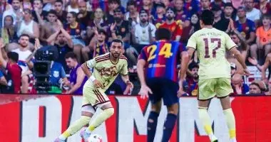 برشلونة يهزم الأهلي 2-1 ويتوج بكأس خوان جامبر