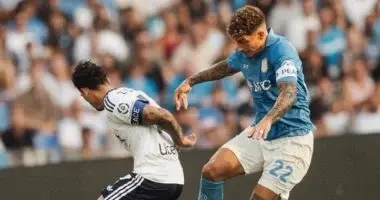 نابولي يسقط أمام كومو 2-1 في الدوري الإيطالي