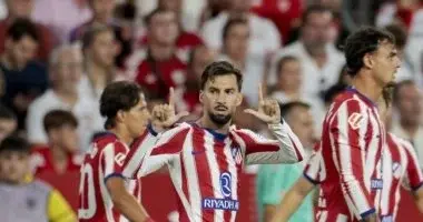 أتلتيكو مدريد يهزم إشبيلية 3-1 ويعتلى صدارة الدورى الإسبانى