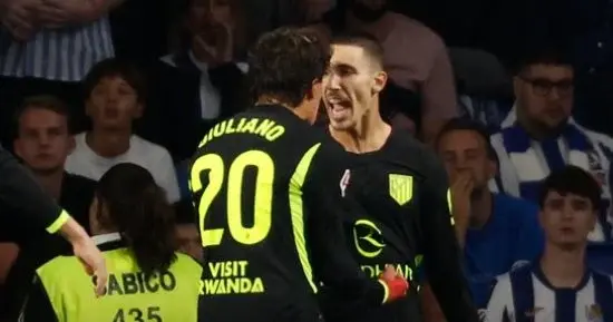 أتلتيكو مدريد يهزم ريال سوسيداد بثلاثية متأخرة ويطارد قمة الليجا..