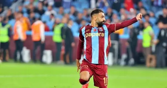 محمد صلاح ضمن أفضل 11 لاعبًا فى العالم بعد تألقه مع طرابزون سبور