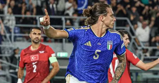 إيطاليا تفوز على تركيا 3-1 في دوري الأمم الأوروبية
