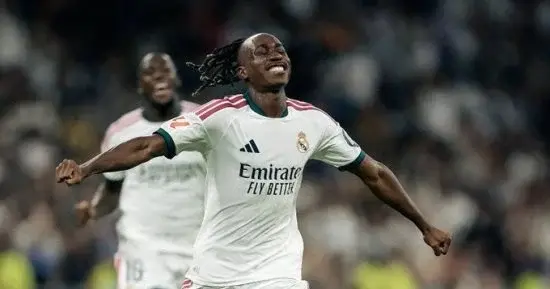 ديوماندي يقود ريال مدريد لتخطي فياريال في ليلة طرد فينيسيوس.
