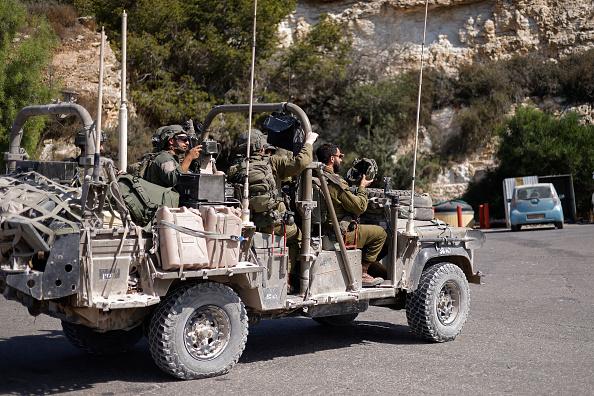 الجيش الإسرائيلي يستعد لتقليص قواته في جنوب لبنان وإنشاء منطقة أمنية جديدة