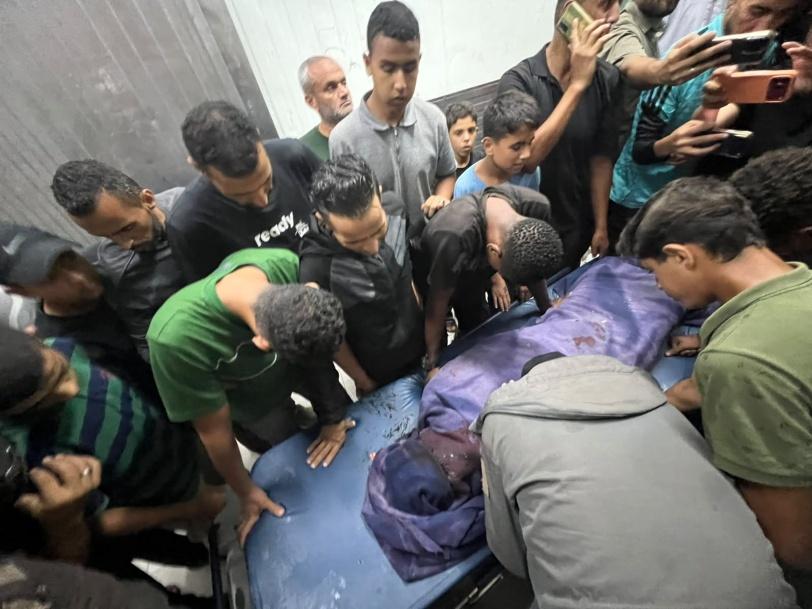 3 شهداء و6 إصابات في قصف إسرائيلي استهدف نقطة لشحن الهواتف بخان يونس