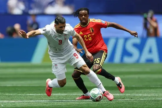 بلجيكا تتعادل مع إيران وتمنح مصر فرصة تصدر المجموعة السابعة بكأس العالم.. صور