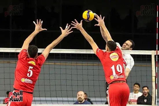 الأهلى يهزم الزمالك 3-0 ويتوج بلقب دوري سوبر رجال الكرة الطائرة..