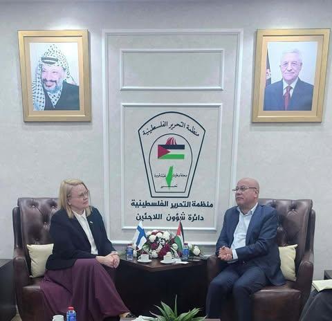 أبو هولي يدعو فنلندا لتجديد اتفاقية التمويل المتعدد السنوات مع الأونروا لحماية ولايتها وضمان الاستقرار الإقليمي