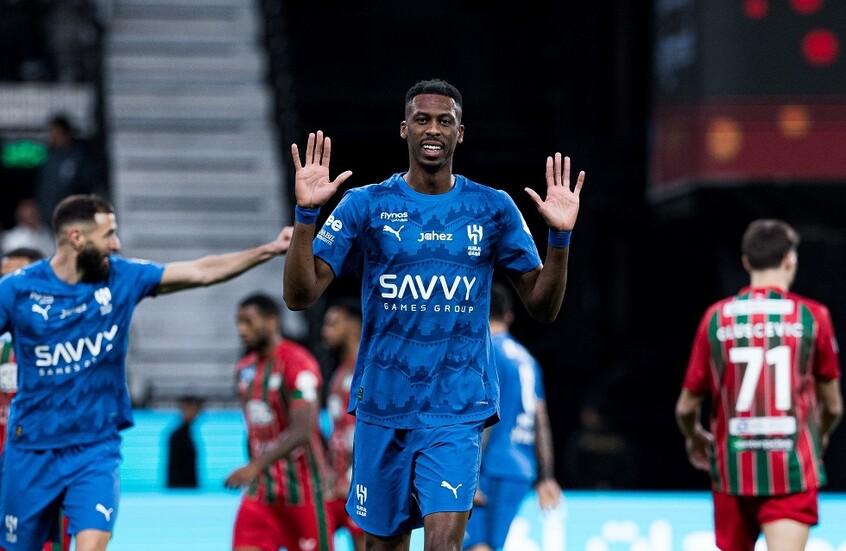 "الهلال" يكرم وفادة ضيفه "الاتفاق" بثلاثية