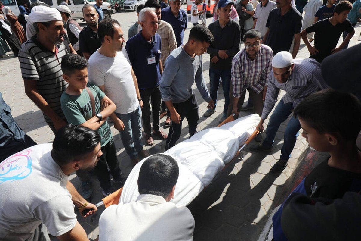 استشهاد مواطن وإصابة ستة آخرين في قصف إسرائيلي جنوب غرب مخيم البريج