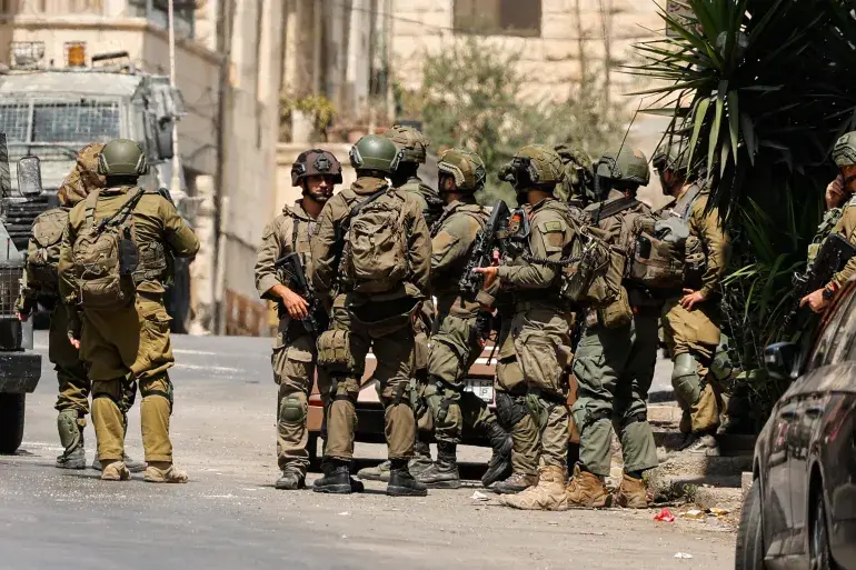 الاحتلال يزعم اعتقال خلية مرتبطة بتنظيم "داعش" في أريحا