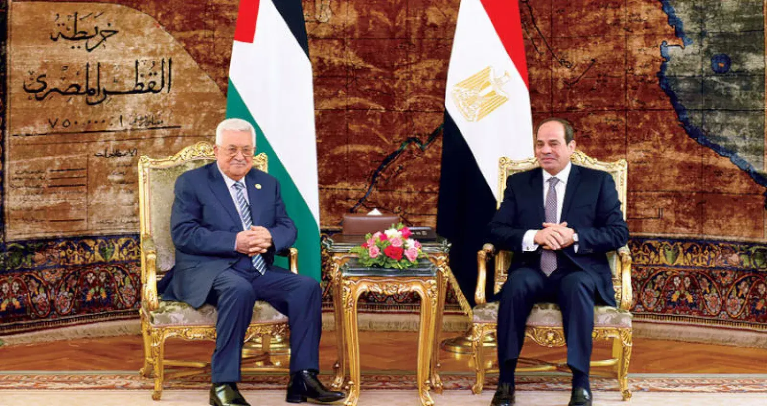 الرئيس عباس يهنئ نظيره المصري بذكرى ثورة يوليو ويشيد بدعم مصر لفلسطين
