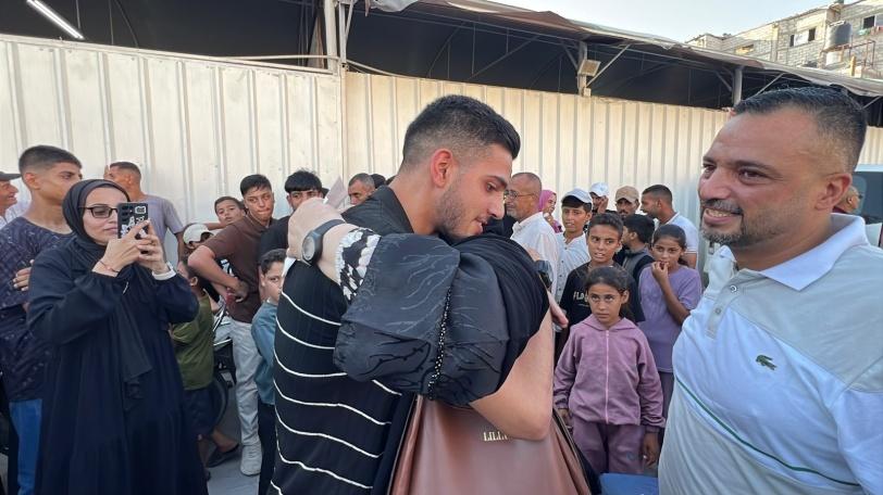 الاحتلال يفرج عن 37 عاملاً من غزة بعد احتجازهم لأيام وأسابيع