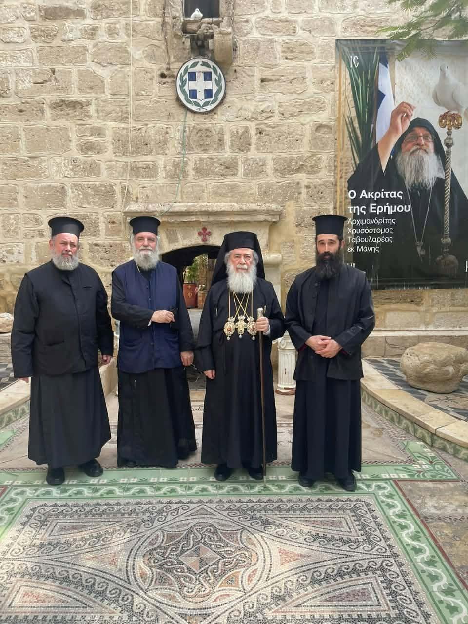 البطريرك ثيوفيلوس الثالث يزور دير حجلة ويتابع أعمال الإصلاح