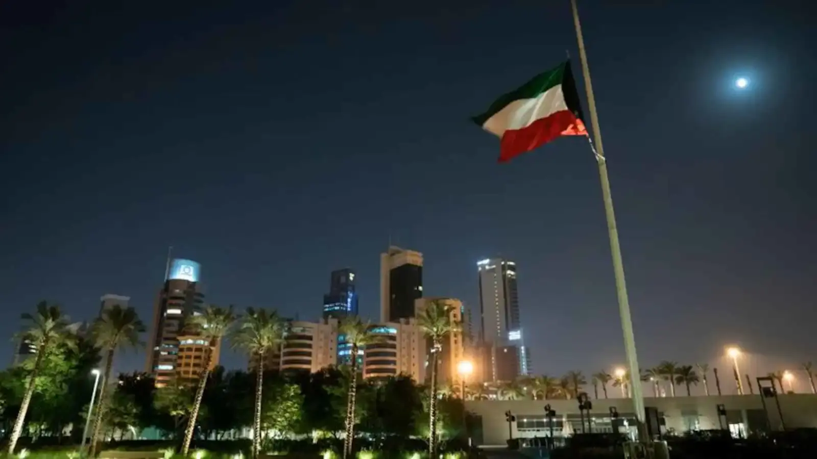 الجيش الكويتي: الدفاعات الجوية تتصدى لهجمات صاروخية وطائرات مسيّرة معادية