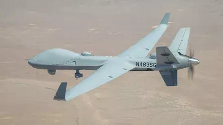 الحرس الثوري الإيراني يُعلن إسقاط 111 مسيّرة منذ بدء الحرب