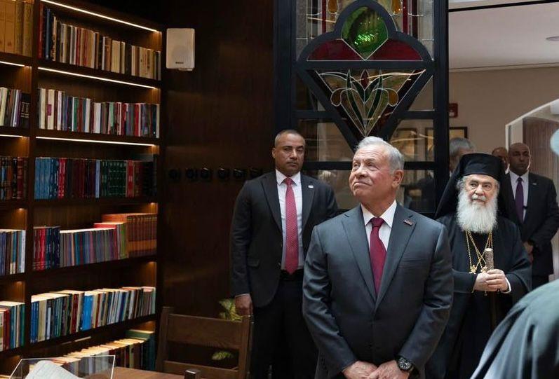 الملك عبد الله الثاني وثيوفيلوس الثالث يفتتحان جامعة المغطس الدولية الأرثوذكسية