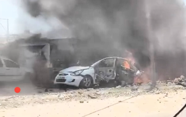 14 إصابة جراء استهداف الاحتلال مركبة مدنية وسط مدينة غزة