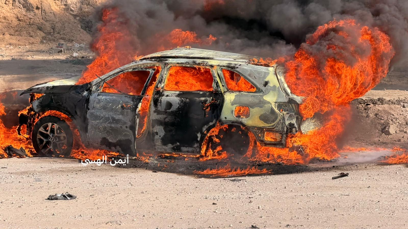 بعد استشهاده.. الاحتلال يقصف جثمان مواطن مرتين جنوب غزة ويحرقه بالكامل