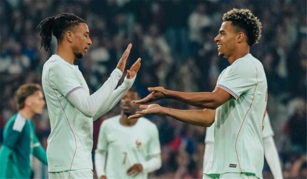 فرنسا تتخطي أيرلندا الشمالية وديًا قبل كأس العالم