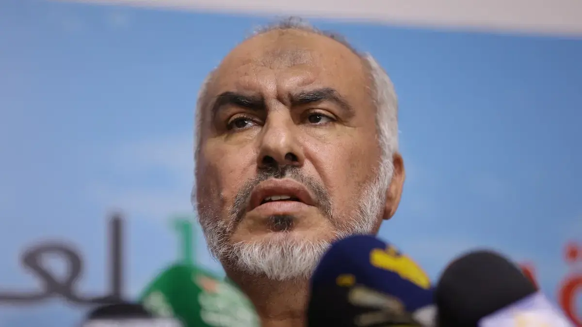 غازي حمد: أي خطوة بشأن السلاح ستكون فلسطينية ويسبقها انسحاب إسرائيل من غزة