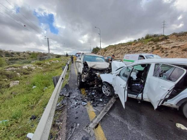 مصرع شاب من يعبد وإصابة 4 آخرين في حادث سير على طريق نابلس