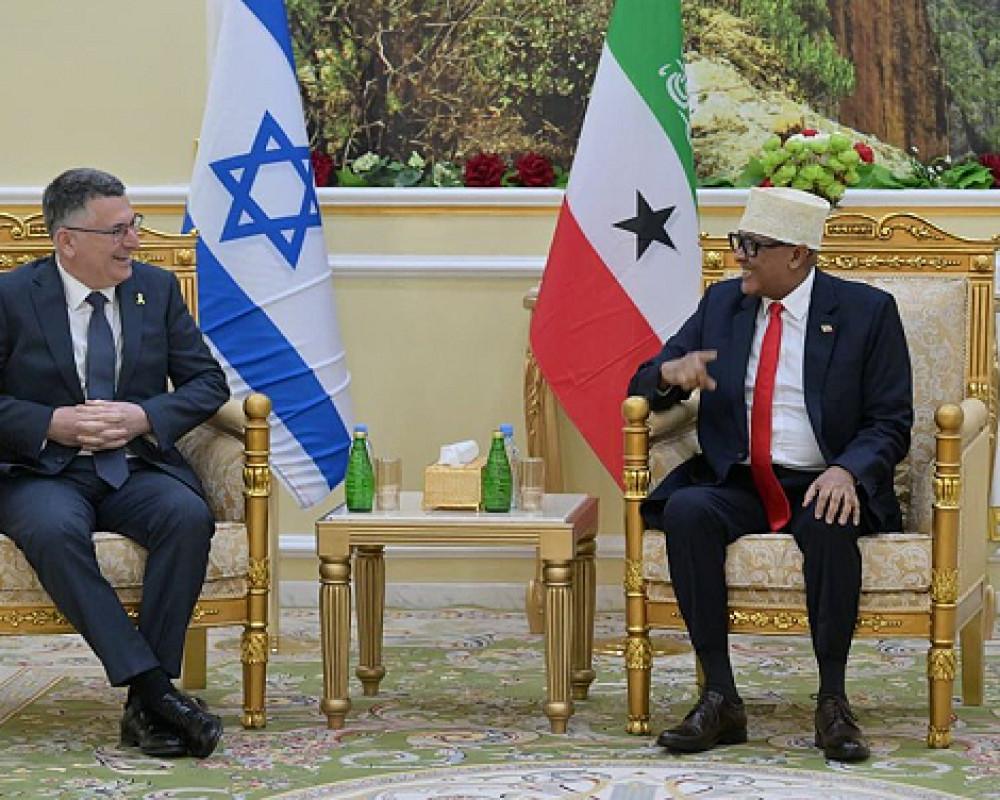 حكومة الاحتلال تُعين رسمياً أول سفير لها لدى أرض الصومال