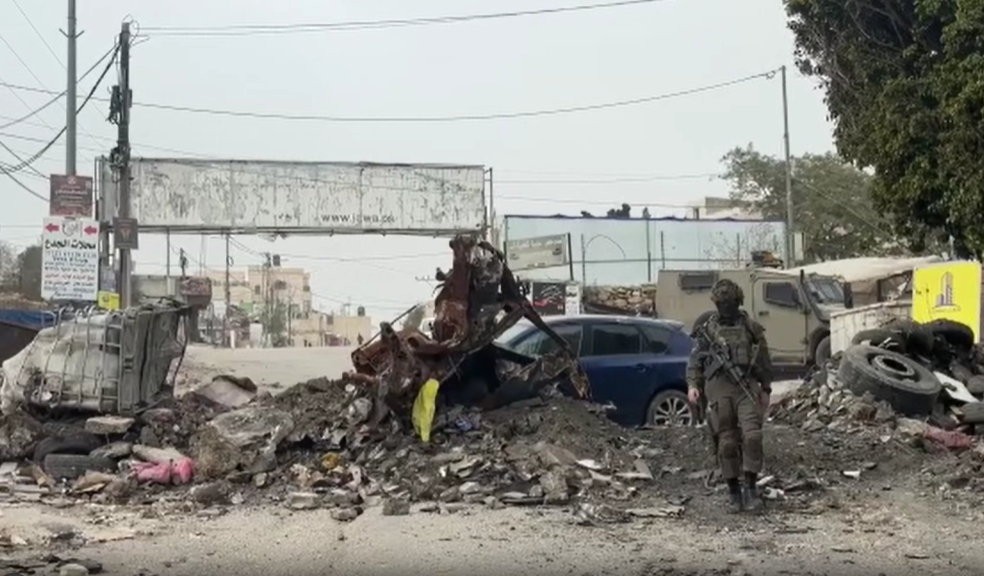 الاحتلال يُواصل حصار بلدة حزما لليوم الثالث على التوالي