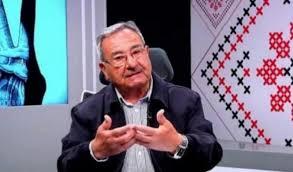 رمزي رباح يسلم قائمة الوحدة والتغيير التابعة للجبهة الديموقراطية الى لجنة الانتخابات