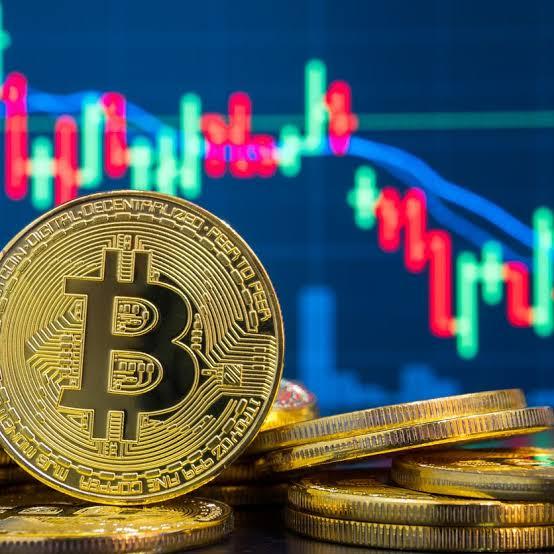 بيتكوين تهبط بأكثر من 4% عقب اختراق أمني لمنصة باينانس