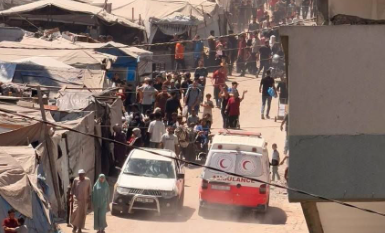 إصابات جراء قصف الاحتلال خيمة تؤوي نازحين في مدينة غزة