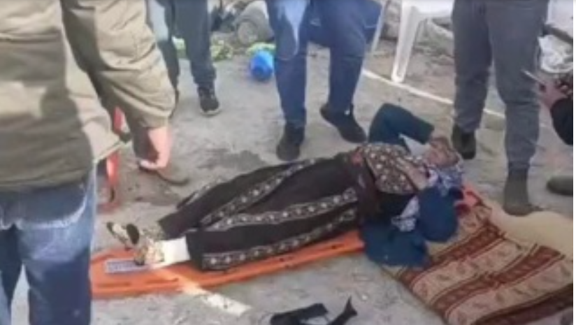 إصابة مسنّة واعتقال مواطنين خلال هجوم للمستوطنين على خربة غوين بمسافر يطا