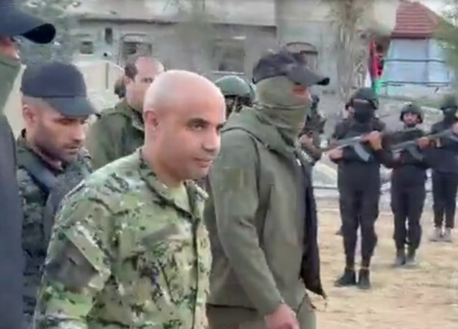 "مسؤول الميليشيات العميلة": نضغط على حماس ونبحث عن الانفاق