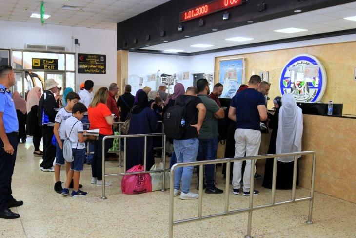 16 ألف مسافر تنقلوا عبر معبر الكرامة الأسبوع الماضي