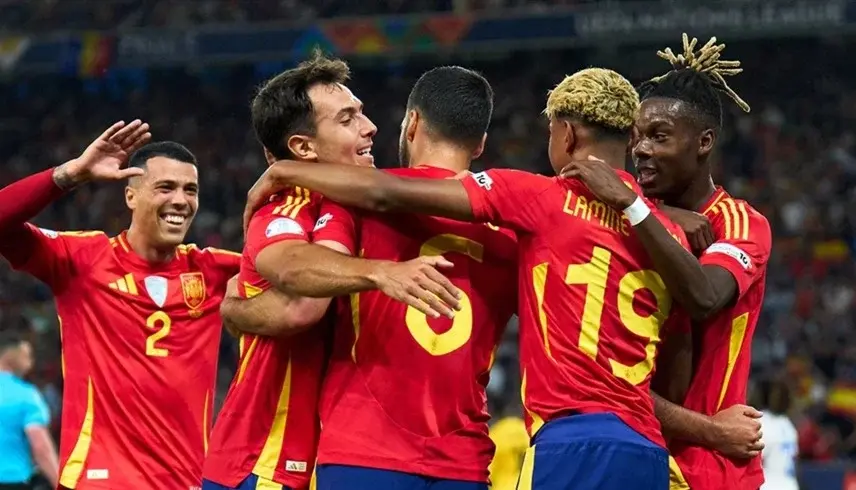 إسبانيا تهزم بيرو في آخر اختبار لها قبل كأس العالم