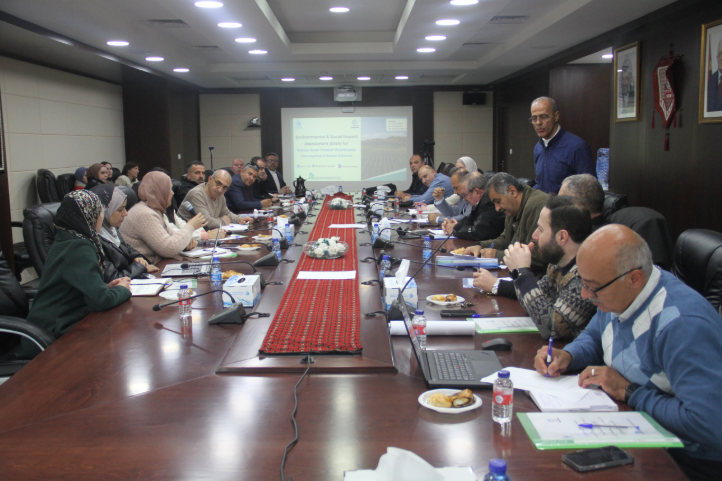 رئيس الوزراء يترأس اجتماعًا لتعزيز الرقابة على الأسواق وحماية المستهلك