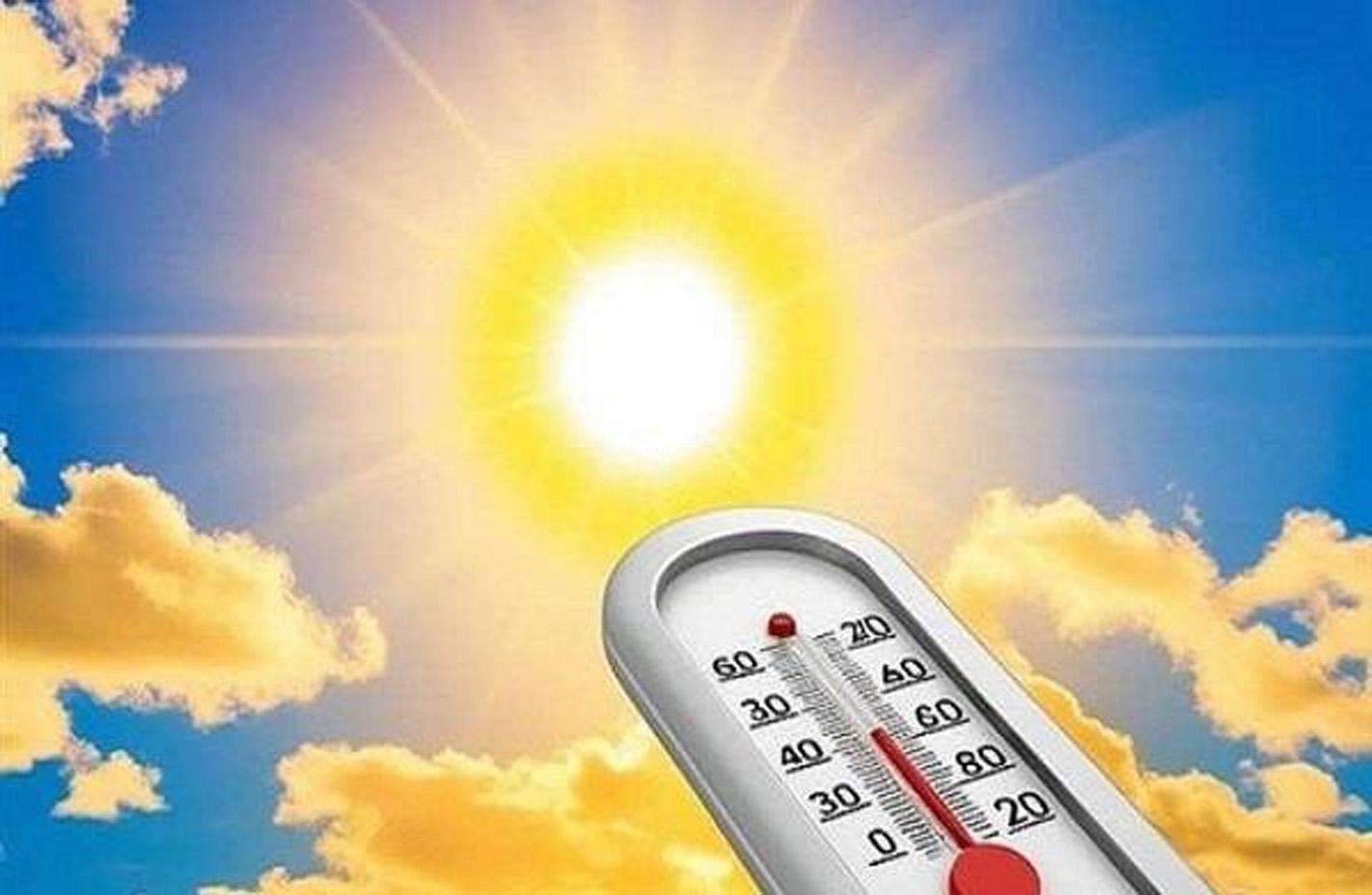 طقس شديد الحرارة يواصل تأثيره والأرصاد تتوقع تغيرًا طفيفًا منتصف الأسبوع