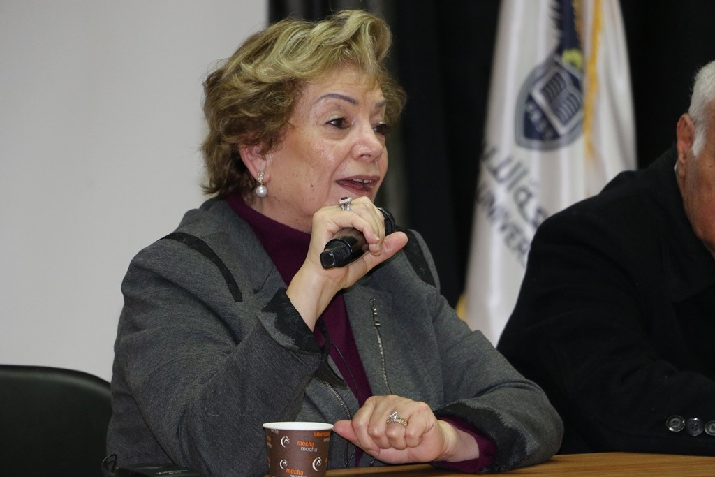 "سيتلقون رواتب كاملة"