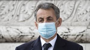 منها سنة واحدة نافذة