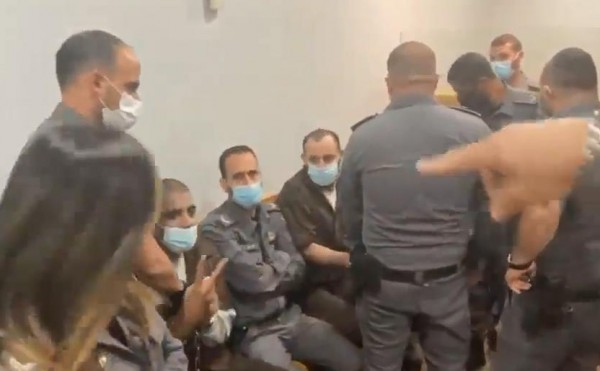 خلال جلسة محاكمته