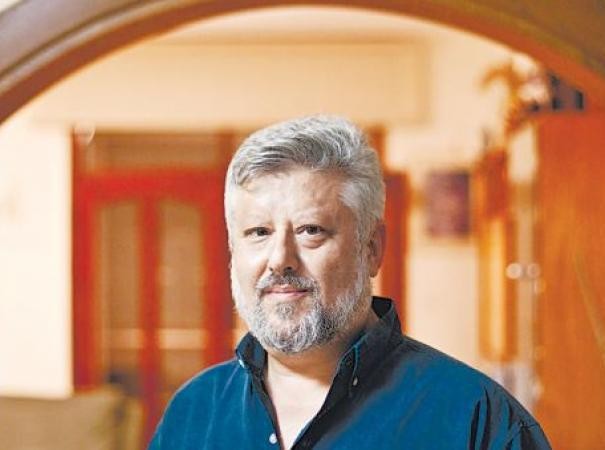 إنه خطأ ويجب أن ينتهي